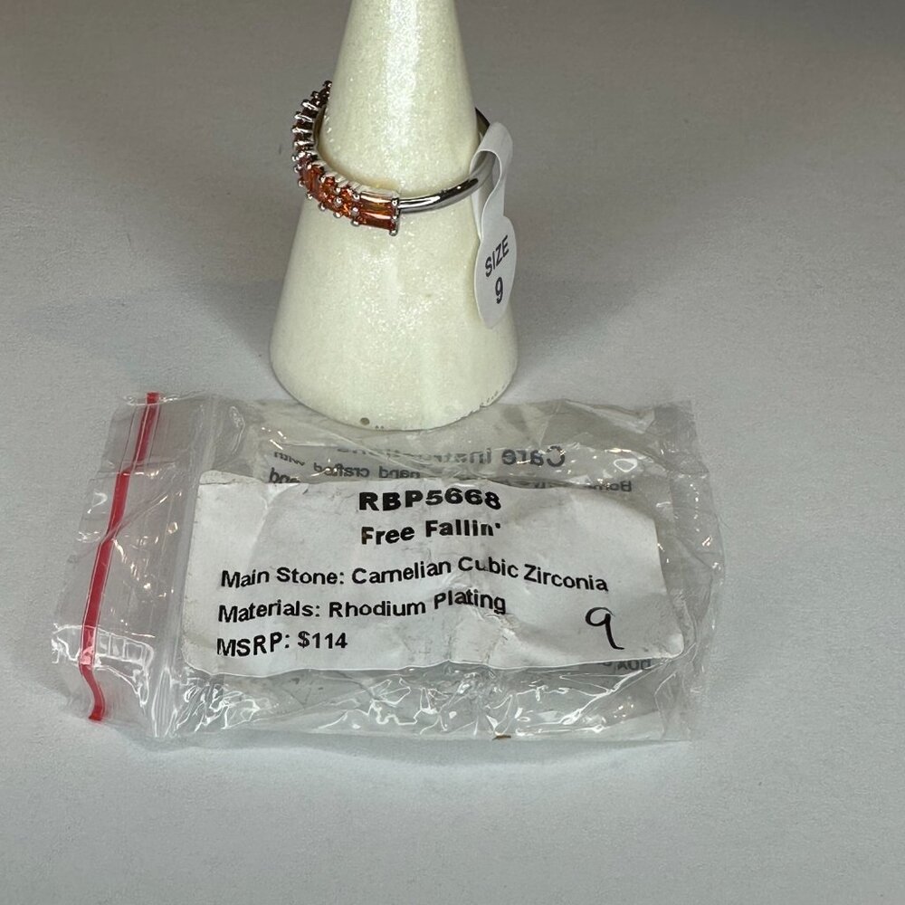 Free Fallin' RBP5668 - Picture 2 of 3